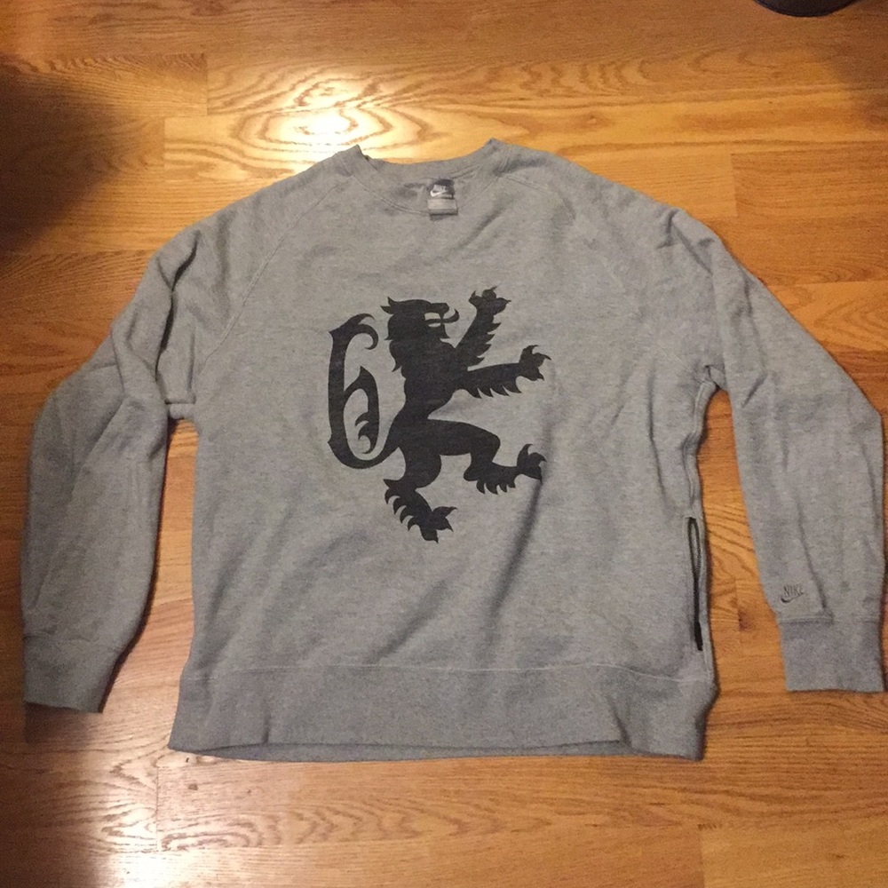Nike Grey Sweatshirt